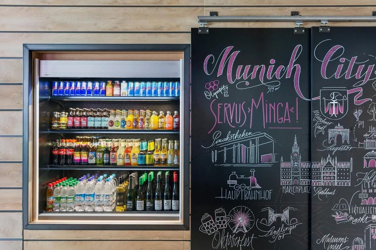 Moxy Munich Ostbahnhof Hotel